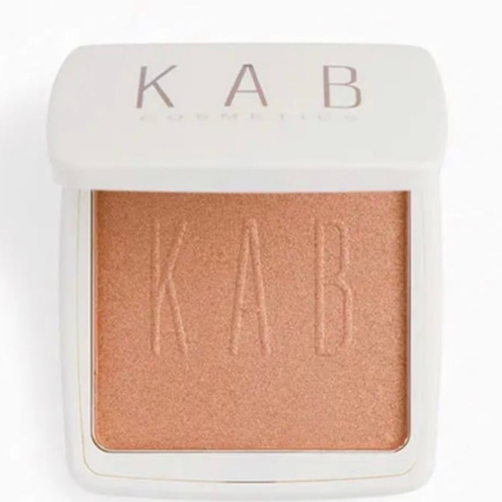 KAB Cosmetics Bronzed Babe Shimmering Gold Highlighter